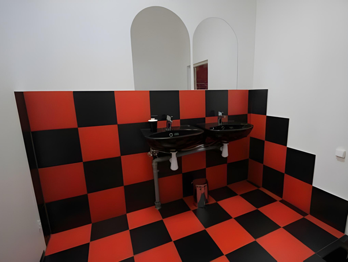 Bathroom 2, Drugoy Hostel, Sankt-Peterburg gorsovet
