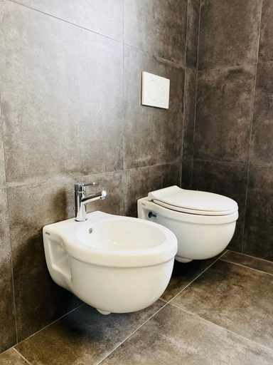 Bathroom 4