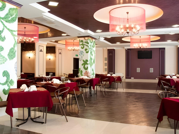 Food & Drinks 2, Hotel Faraon, Novousmanskiy rayon
