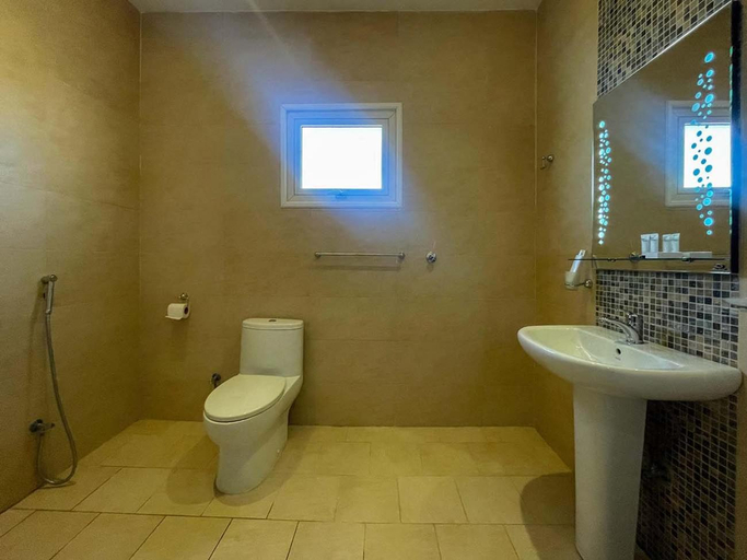 Bathroom 4, Arjan Park, Al Aziziyah, Riyadh