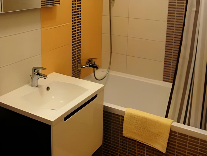 Bathroom 2, Apartmany Weissov Dom, Žarnovica