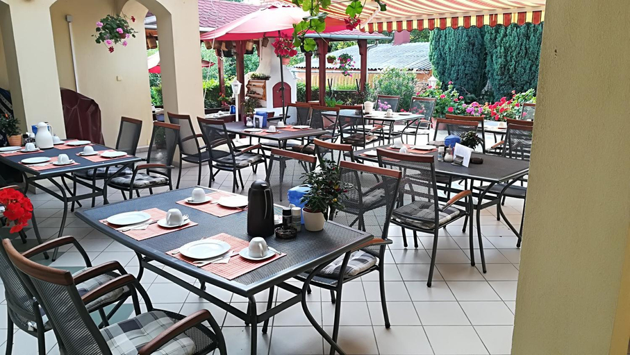 Food & Drinks, Haus Marika, Siófok