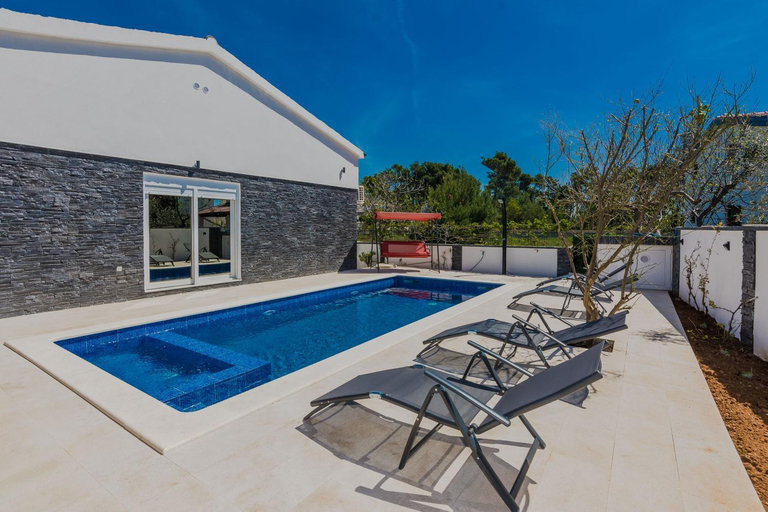 Swimming pool 5, Villa Tomic, Vir