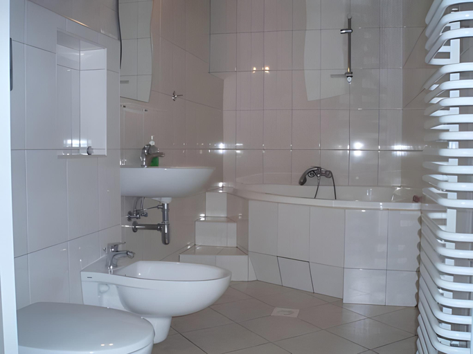 Bathroom 5, Pensjonat Przy Bloniach, Kraków City