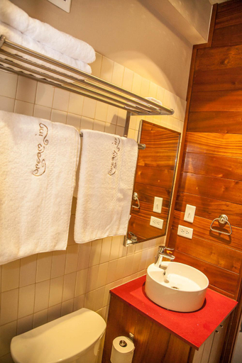 Bathroom 4, Dream Inn PR