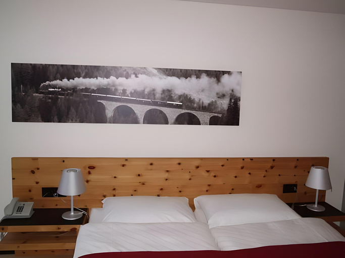 Bedroom 3, Hotel Albula & Julier, Albula