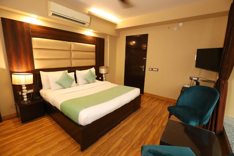 Bedroom 9