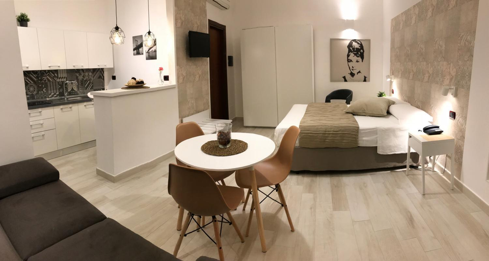 Others 4, Holiday Rooms Portale Pirrera, Ragusa