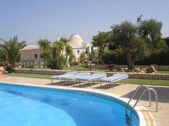 Swimming pool 2, Trulli Fogliarella, Brindisi