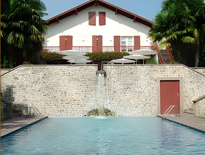 Sport & Beauty 2, Hotel des Pyrenees, Pyrénées-Atlantiques