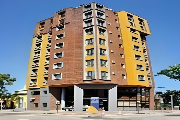 Others 4, Hotel Tres Cruces, Montevideo