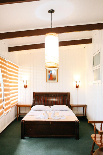 Bedroom 13