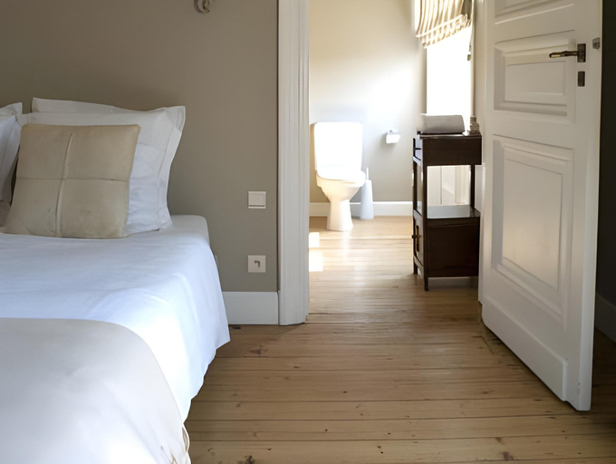 Bedroom 2, B&B 't Kasteel & 't Koetshuys, West-Vlaanderen