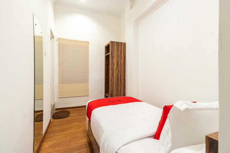 Bedroom 6