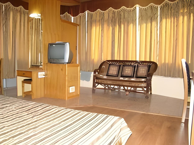 Others 4, Hotel Yak, Kullu