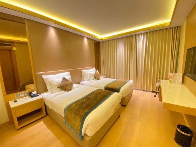 Bedroom 3, Nirvana Luxury Hotel, Ludhiana