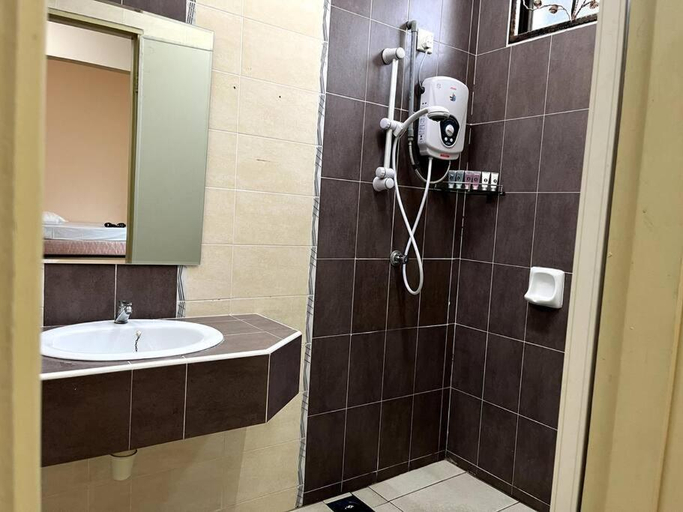 Bathroom 3, SpaciousLuxury 4BR Seksyen 7  Icity,Uitm Shah Alam, Shah Alam