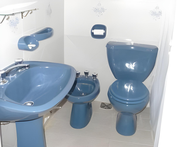 Bathroom 4, Sol Del Sur Hotel, Futaleufú