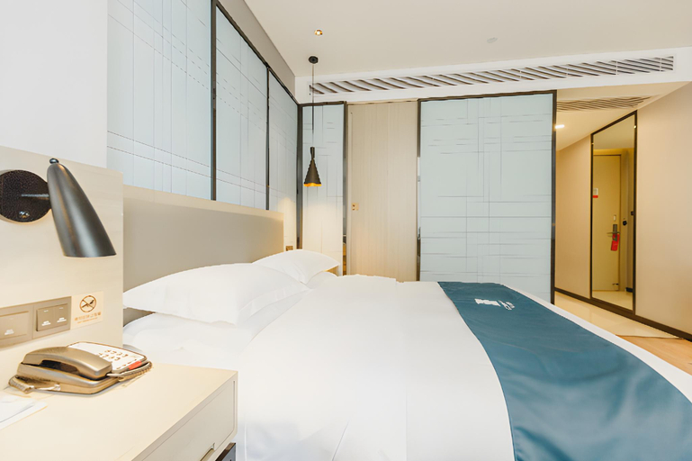 Bedroom 13