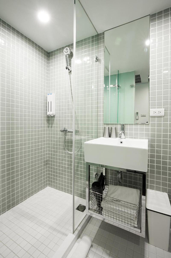 Bathroom 5, Star Hostel Taipei East, Taipei City