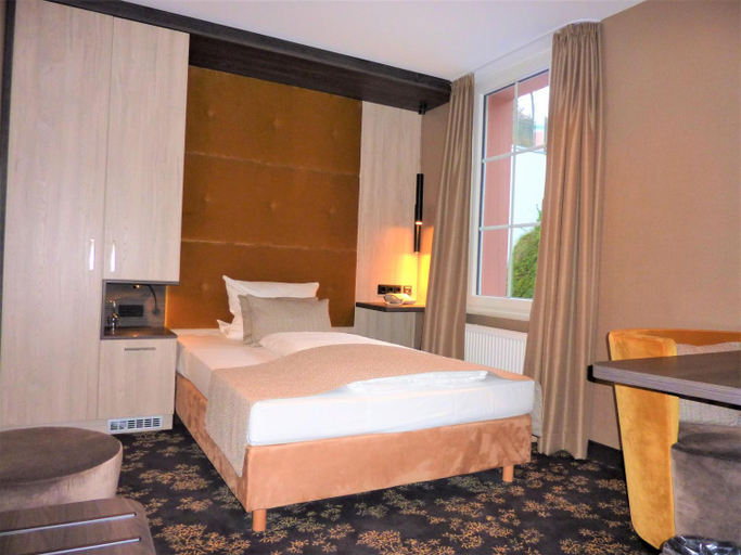 Bedroom 9