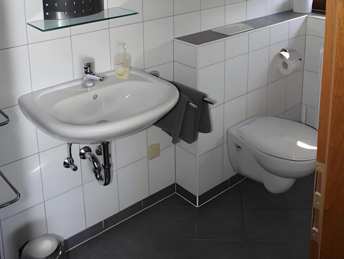 Bathroom, Pension Haus Erika, Miltenberg