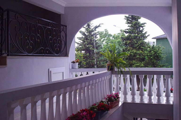 Others 5, Gio's Guest House, Batumi