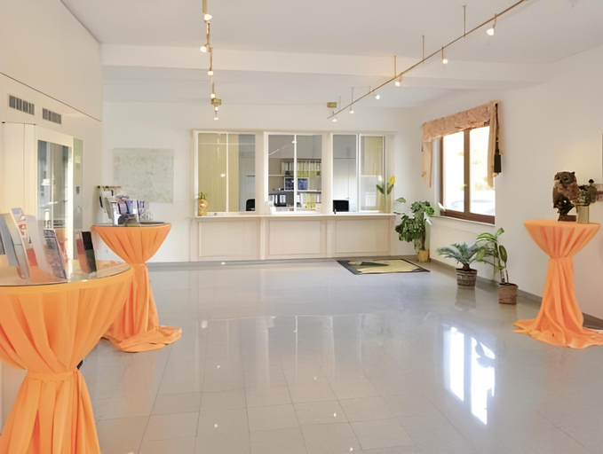 Public Area 2, Hotel Quickborn & Gastehaus Hesse, Pinneberg