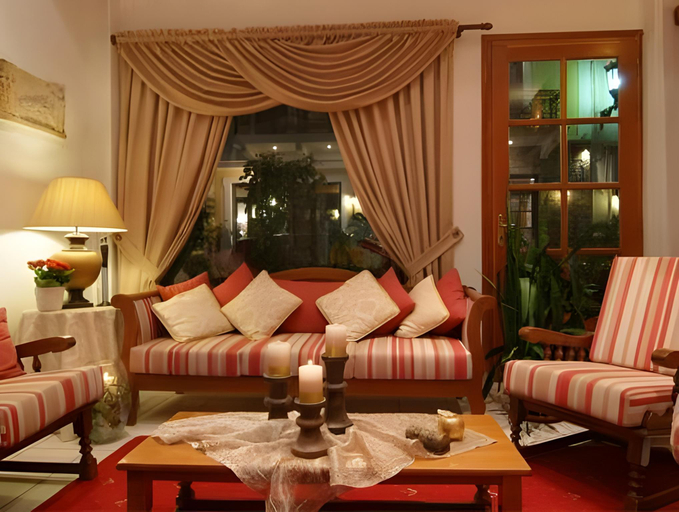 Public Area 2, Pan Hotel, Central Greece