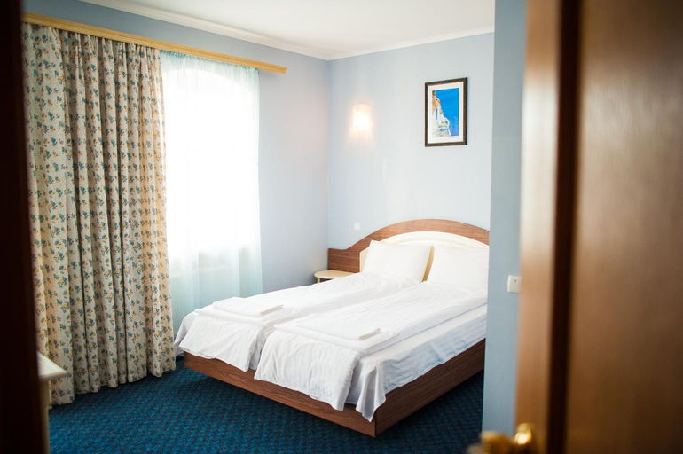 Bedroom 2, Hotel Zelenyi Klyn, Ivano-Frankivs'ka
