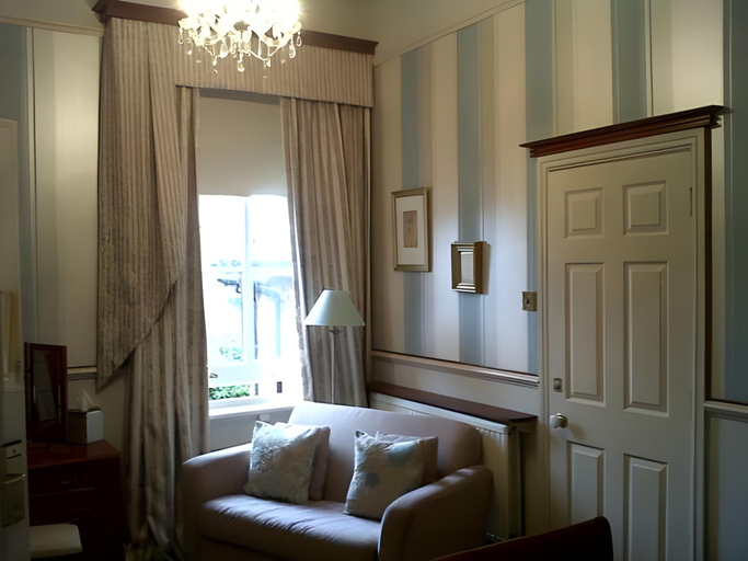 Bedroom 3, Alexandra Court Hotel, Cheshire East