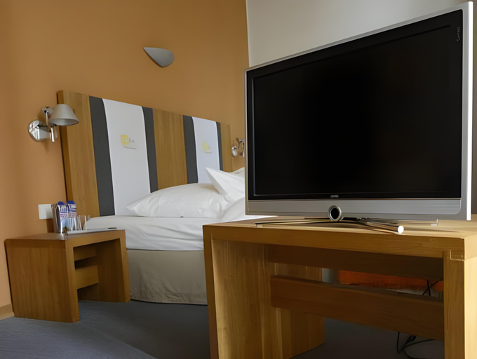 Bedroom, Yoho The Young Hotel, Hamburg