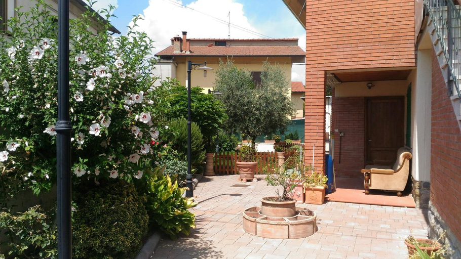 Locazione Turistica Casa Vacanza Lola, Arezzo