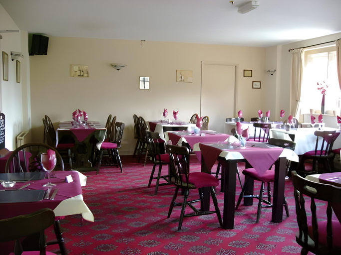 Food & Drinks 4, The Beacon & Railway Hotel, Gloucestershire