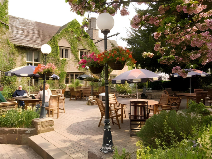 Food & Drinks 4, Old Court Hotel & Apartments, Herefordshire