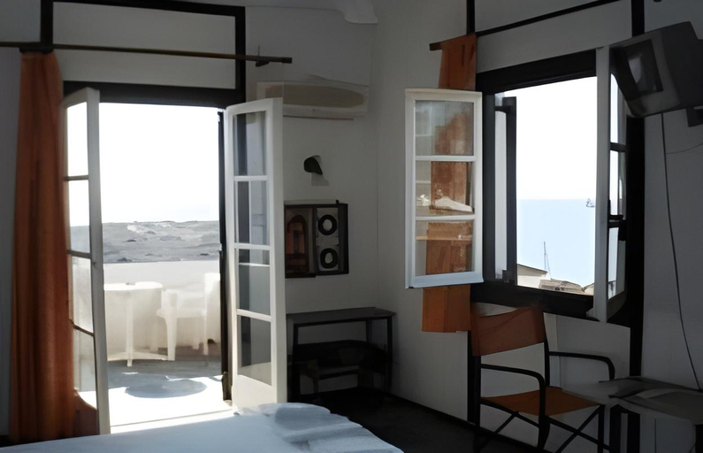 Bedroom 2, Nora Norita, South Aegean