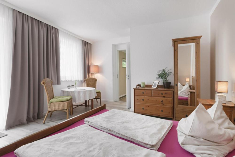 3, Spannende Tage in Dresden, Dresden