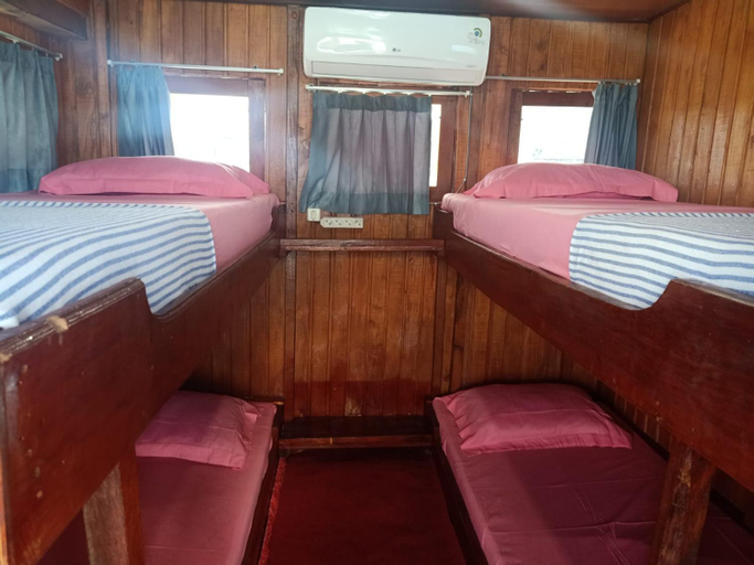 Open Trip Komodo 3D2N, West Manggarai