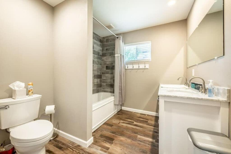 Bathroom 3, Flagstone Hall! Family Home w Scenic Views, El Paso