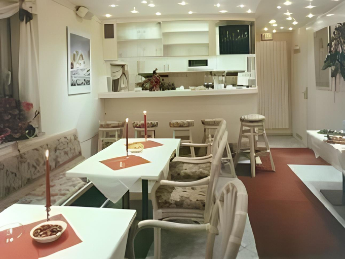 Food & Drinks, Relax Wellnesshotel Stuttgart, Stuttgart