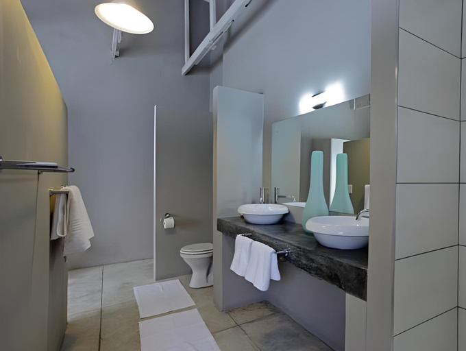 Bathroom 4, Organic Square Guesthouse, Swakopmund