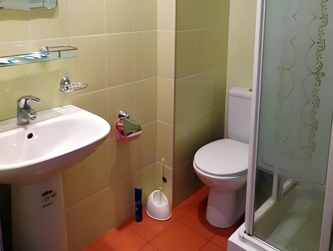 Bathroom 2, U Zapolarya Hotel, Sochi gorsovet