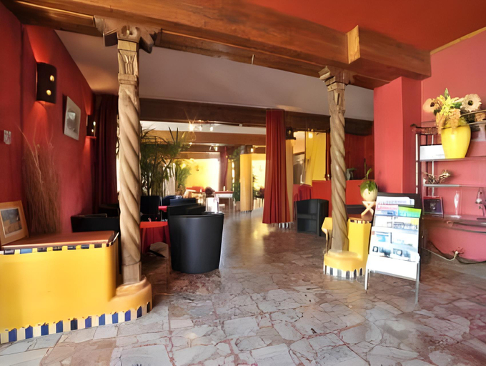 Public Area 2, Hotel L'Hacienda, Bouches-du-Rhône