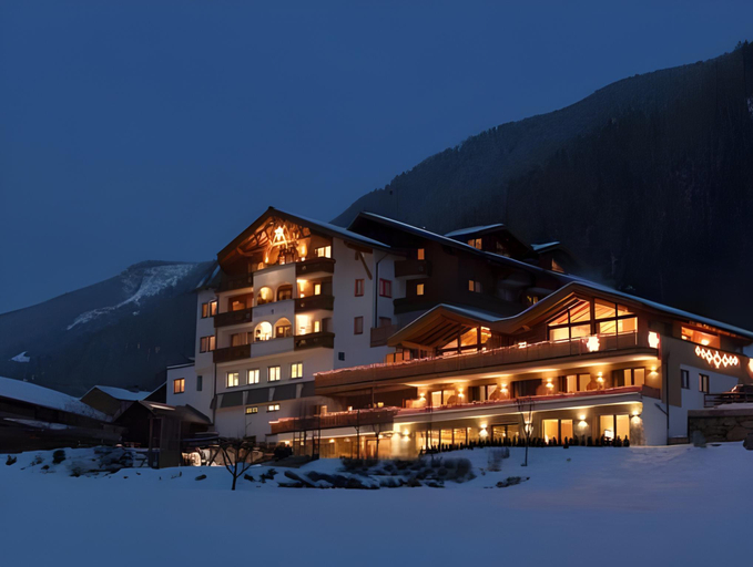 Exterior & Views 1, Hotel Weisses Lamm, Landeck