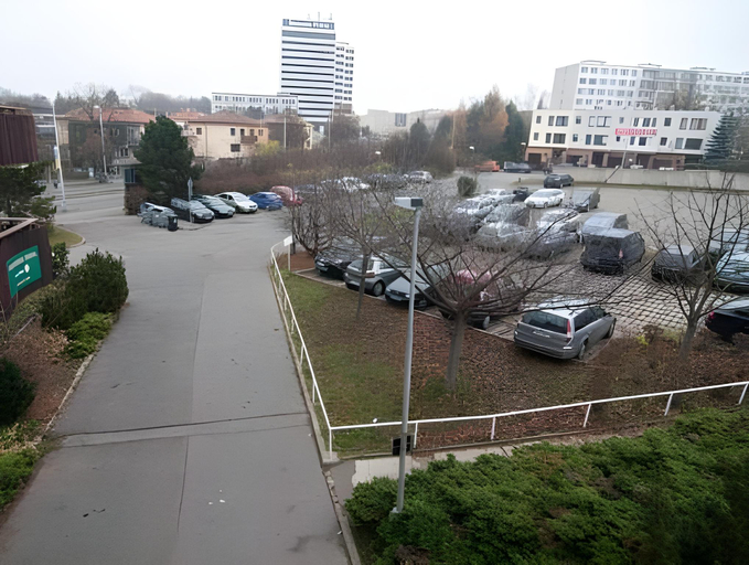 Others 4, OAZA hotel, Praha 4