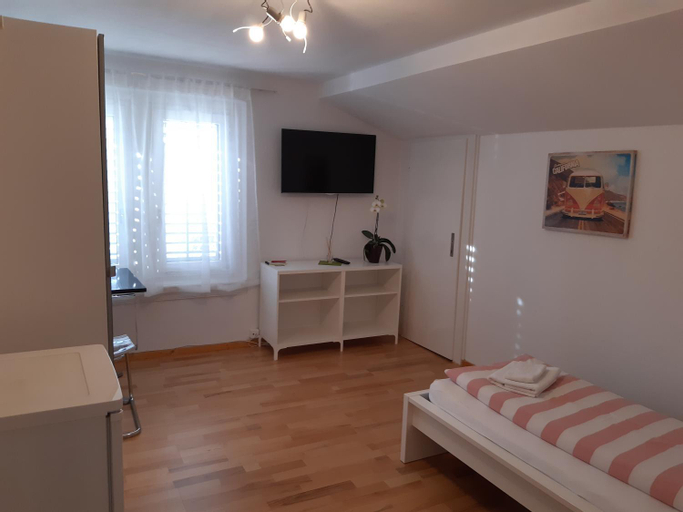 Bedroom 9