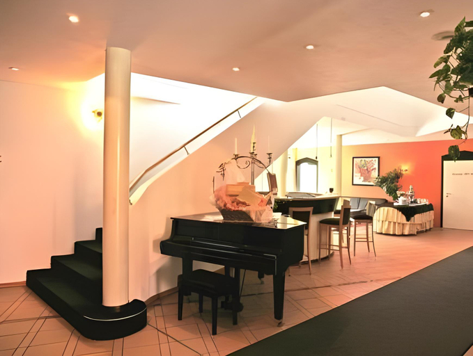 Others 3, Hotel Restaurant Adler, Ostalbkreis