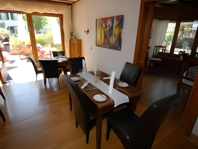 Food & Drinks 4, Galerie Riesling, Trier-Saarburg