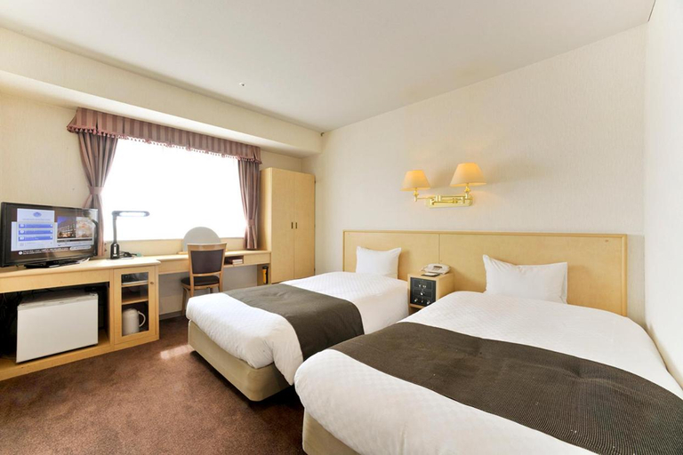 Bedroom 8