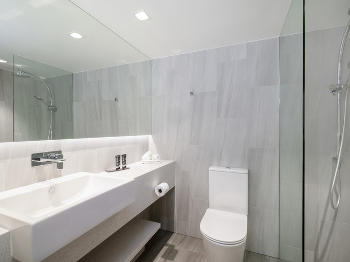 Bathroom 4, The Sebel Twin Towns Coolangatta, Tweed Heads